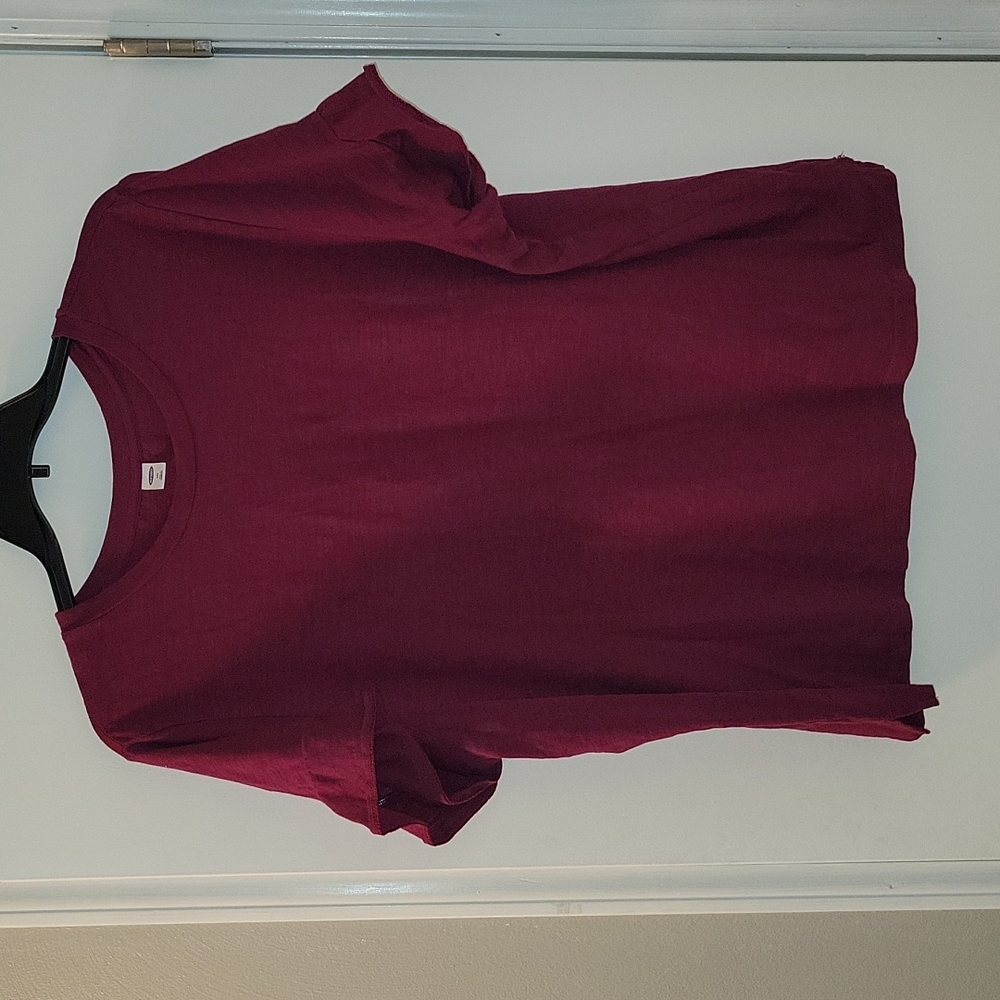 Old Navy Ruffle Short Sleeve Shirt, XXL, Burgundy